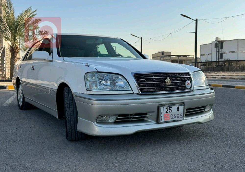 تويوتا كراون